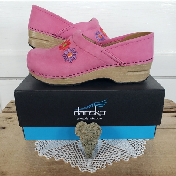 Flower Power Dansko Pro Clog Pink  Embroidered Nubuck Suede Girls Boho EU 30 35 - Picture 1 of 16